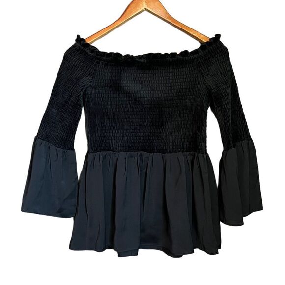 3 for $30! Jane and Delancey black off shoulder blouse - Picture 8 of 9